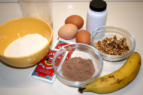 01. ingredientes bizcocho de chocolate y plátano en blog de fitness