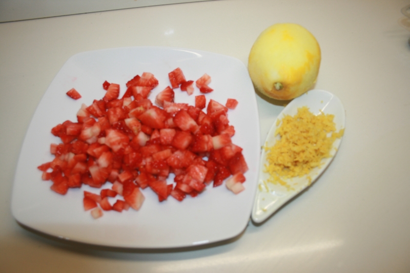 02. Fresas y limon para crema de yogur con frutos rojos en blog de recetas fitness