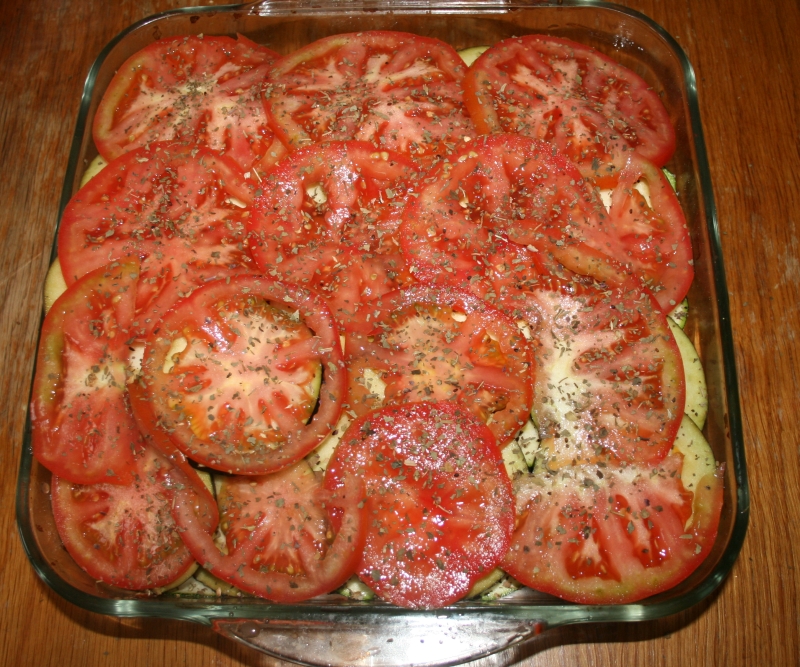 06. Tomate de nuevo para Pastel de verduras y atún bajo en grasas en blog de fitness para mujer
