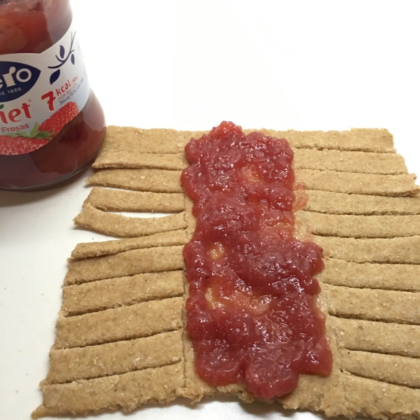 09. poner mermelada trenzas rellenas de fresas en blog de recetas fitness